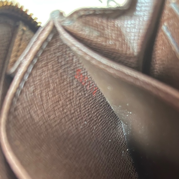 Louis Vuitton Damier Ebene Compact LV Zippy Wallet Wristlet - Picture 13 of 16